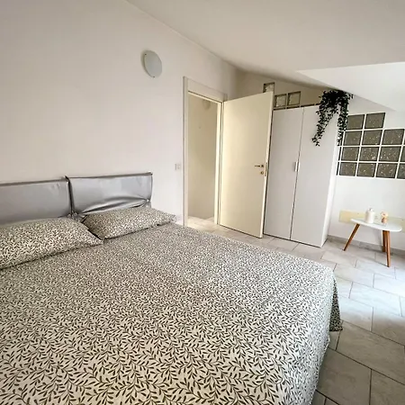 Дом отдыха 71 Indipendente Con Giardino Беллария-Иджеа-Марина