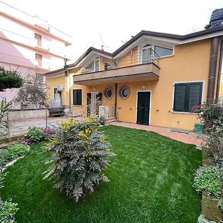 Tatil Evi 71 Indipendente Con Giardino