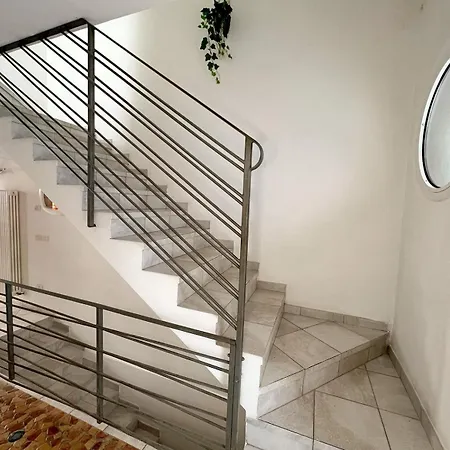 71 Indipendente Con Giardino