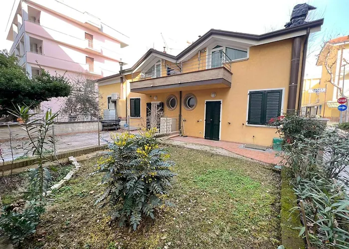 71 Indipendente Con Giardino